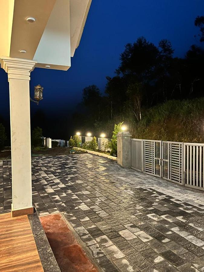 Munnar Alkaline Villa ภายนอก รูปภาพ